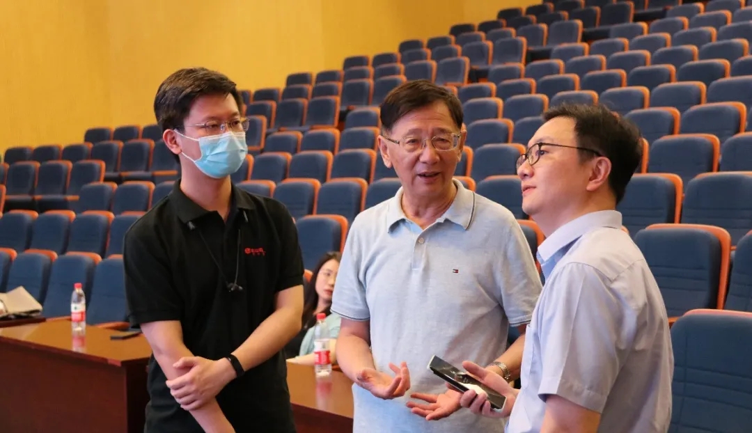 1626759953126096D75A.jpg 11.webp.jpg